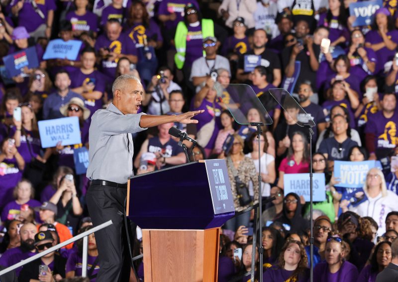 Barack Obama targets need for early Democratic voting in Las Vegas